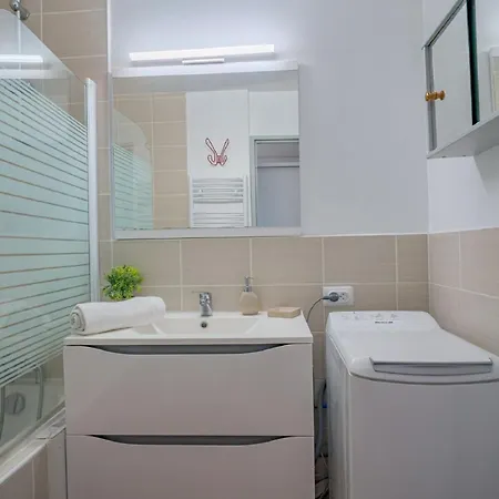 Apartment Les Jardins De La Plage-12 By Interhome