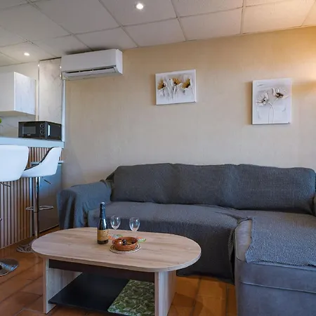 Apartment Les Jardins De La Plage-12 By Interhome *
